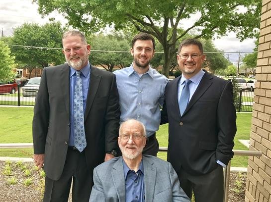 Royce Leon Pettis - Photo 12