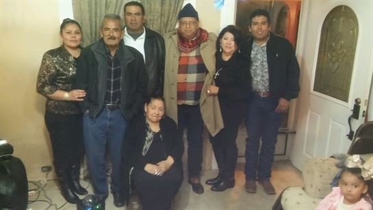 Carlos Flores - Photo 2