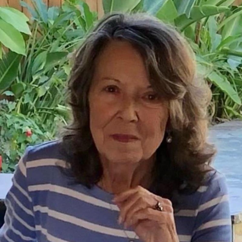 Sharon Lee Watson - Photo 2