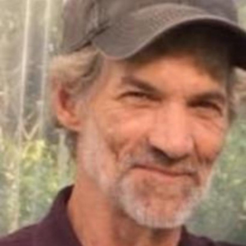 Bruce Martin Oliver - Photo 2