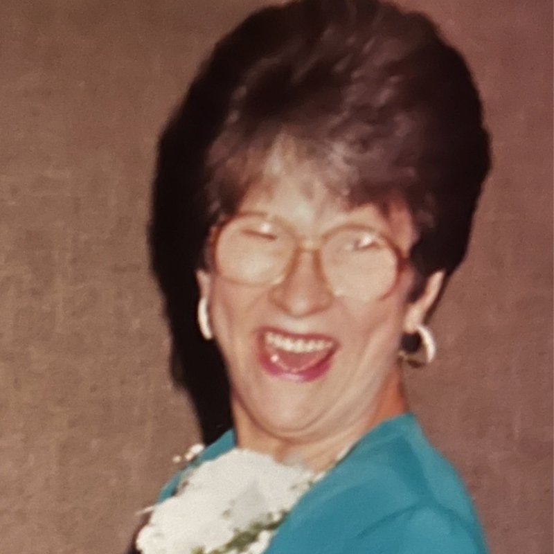 Sue Rosetta Jones - Photo 2