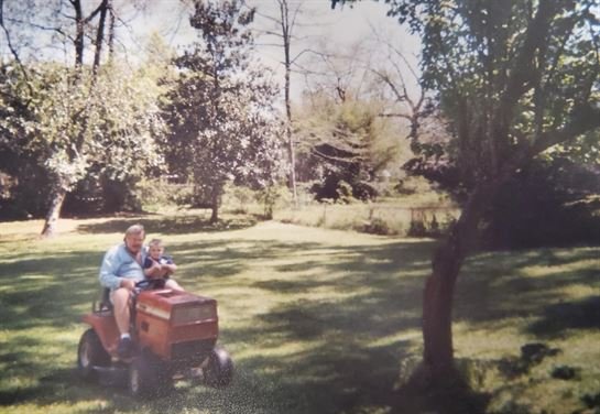 Danny Davis - Photo 2