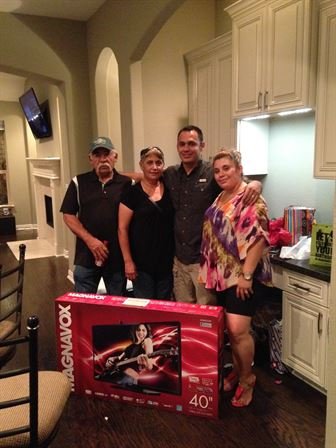 Gustavo Torres Sr. - Photo 9