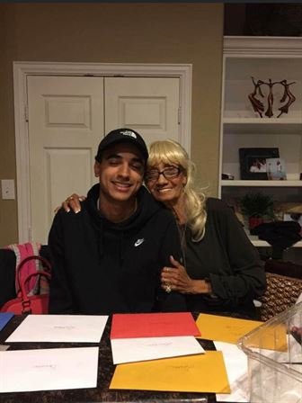 Mary Louise Smith Mathis - Photo 4