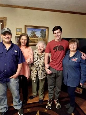 Naomi Cromwell Cabe - Photo 4