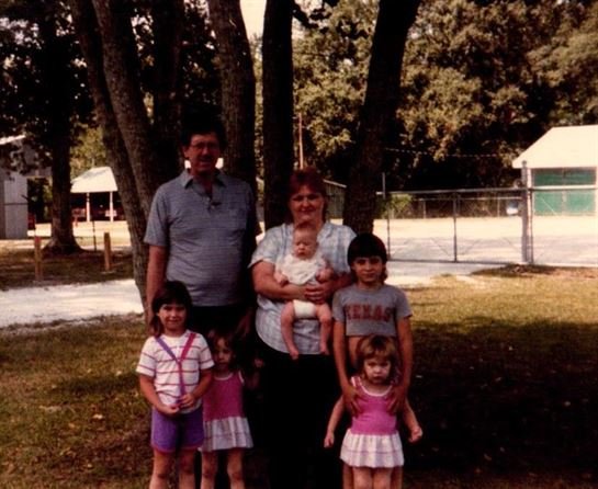 Peter Hamilton - Photo 8