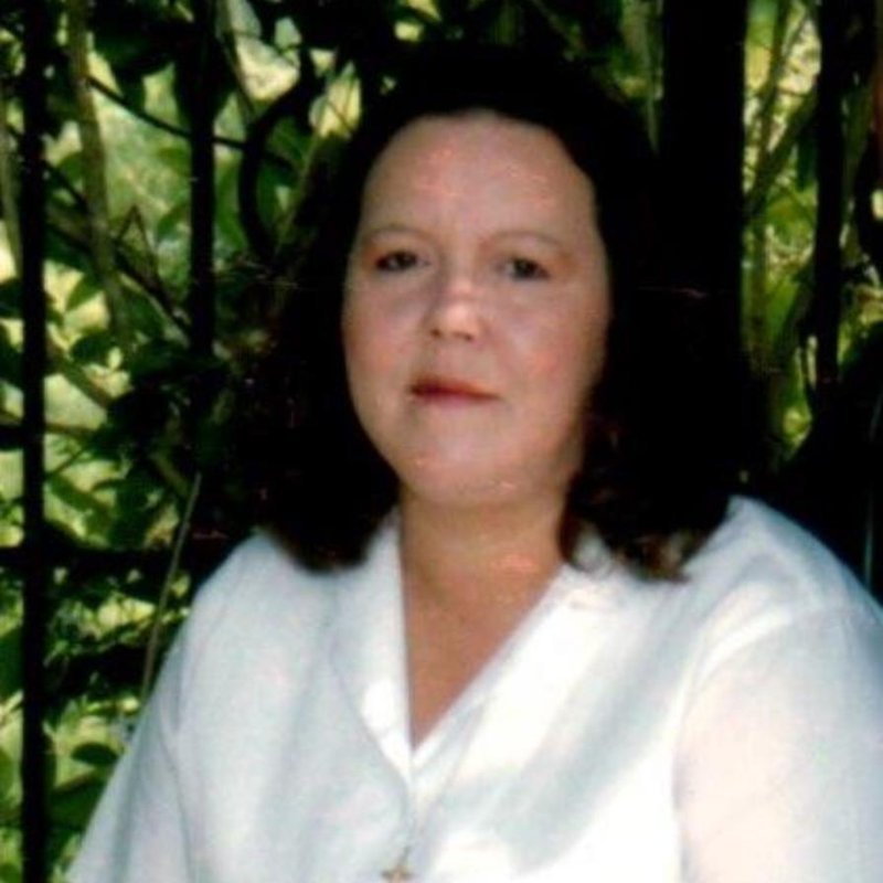 Leticia Ozan - Photo 2