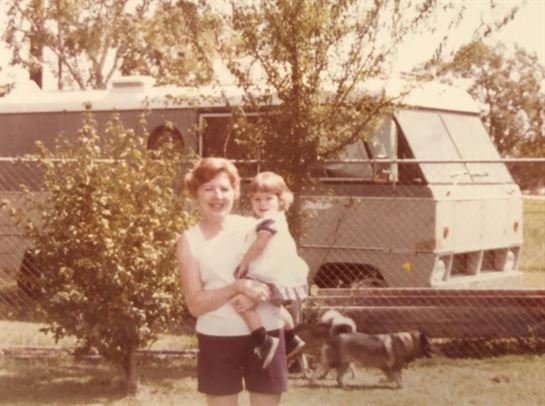 Joe Ann Comer - Photo 8