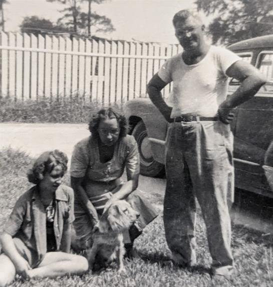 Geraldine Linker - Photo 3