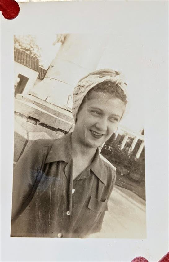 Geraldine Linker - Photo 7