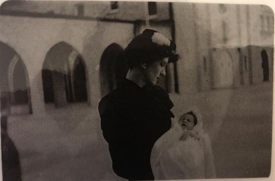 Geraldine Linker - Photo 9