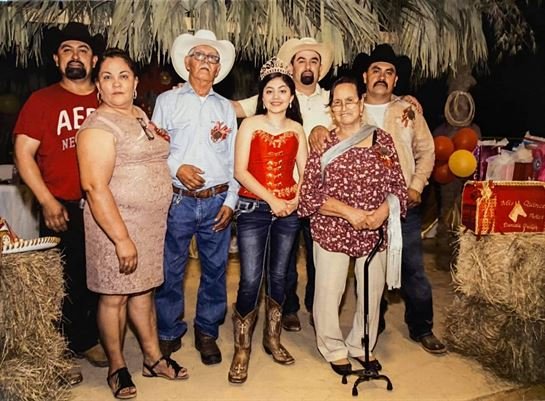 Artemia Guillen Castillo - Photo 5