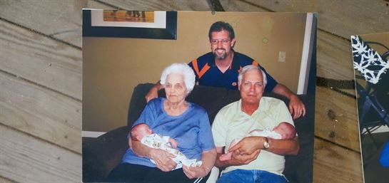 Annis Aileen Mooney - Photo 8