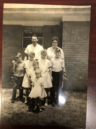 Annis Aileen Mooney - Photo 11