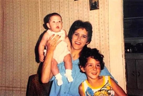 Tondra "Toni" Rubero - Photo 4