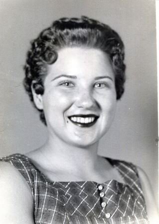 Annette Tanner - Photo 8