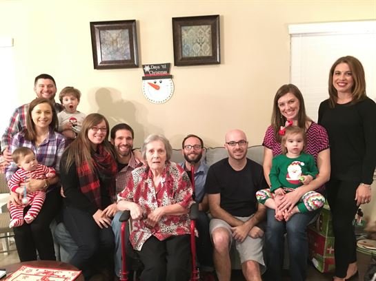 Lewanda June Thompson - Photo 5