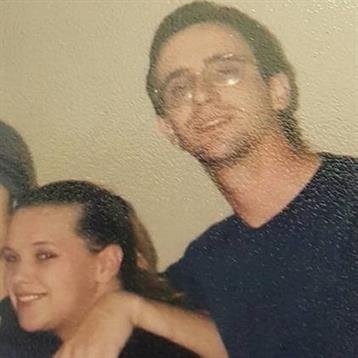 Charles Michael Hogden - Photo 2