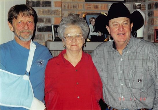 Elodie Saurage McCown - Photo 2