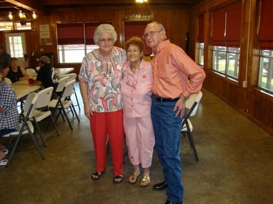 Mildred T. Howard - Photo 11