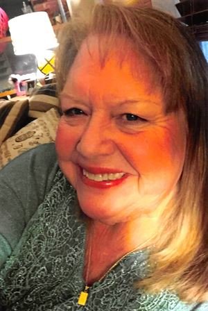 Eve LaTaine Mullins - Photo 10