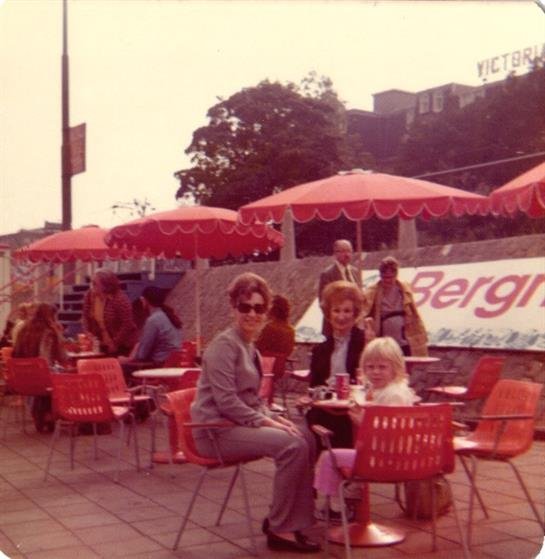 Doris Barrett - Photo 11