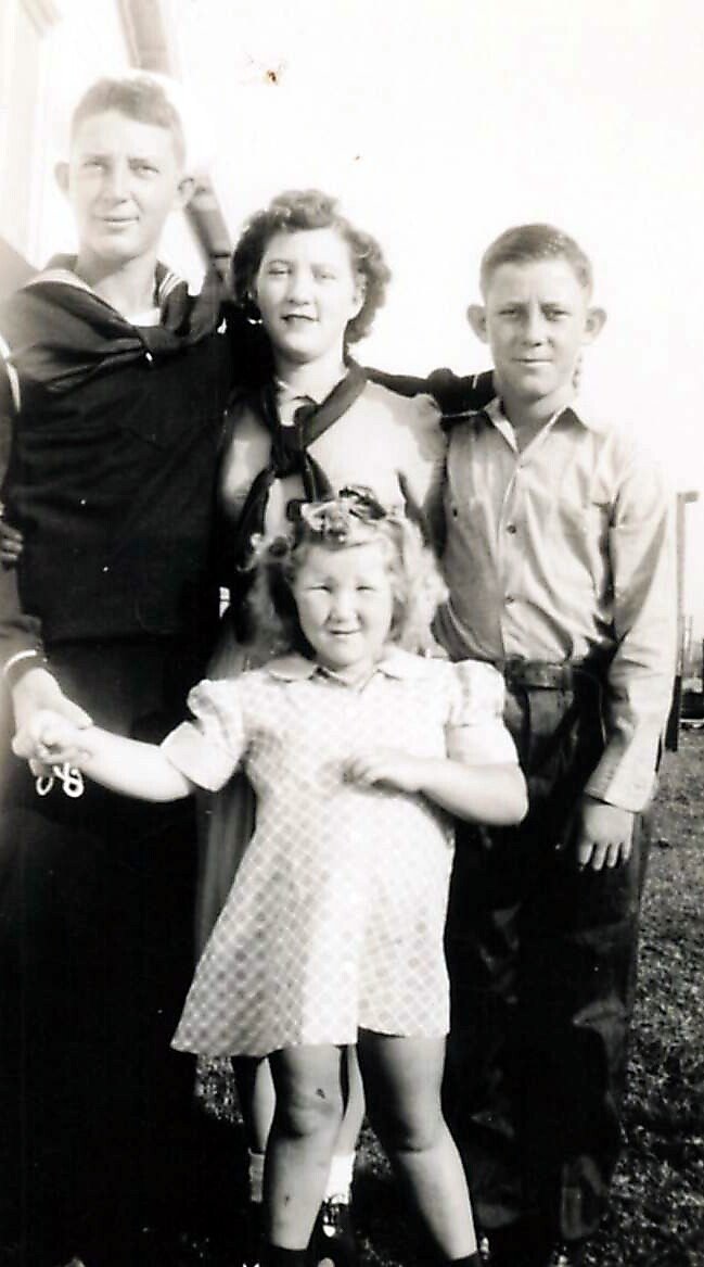 Lula "Lou" Mae Williamson - Photo 5