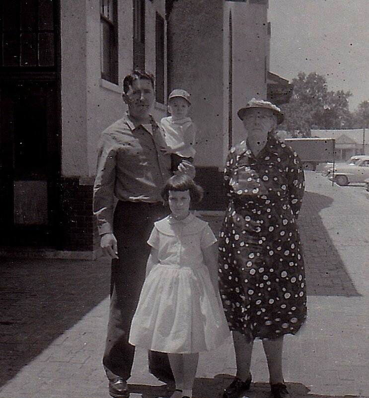 James Walton Harris - Photo 8