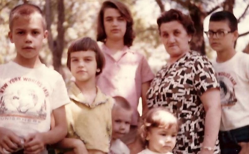 Julia LeAnn Cronin - Photo 8