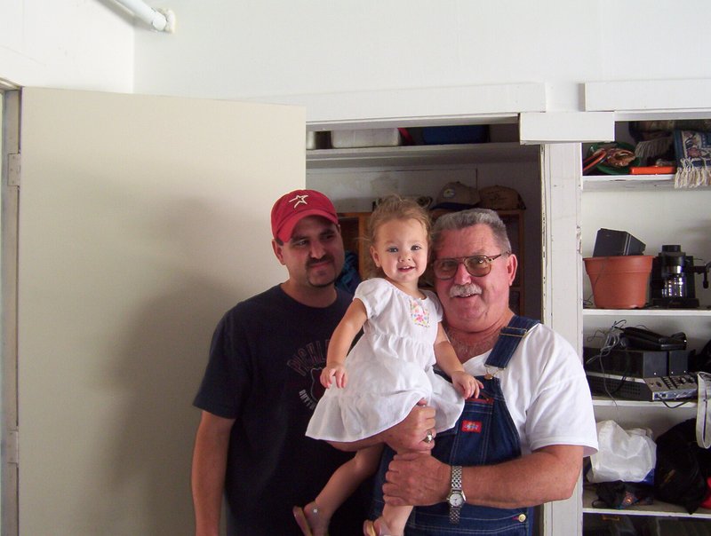 Robert Michael Phelan - Photo 9