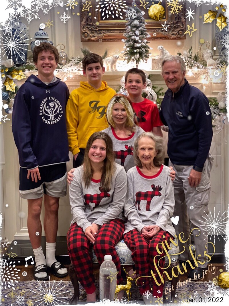 Lydia Guedry Currie - Photo 6