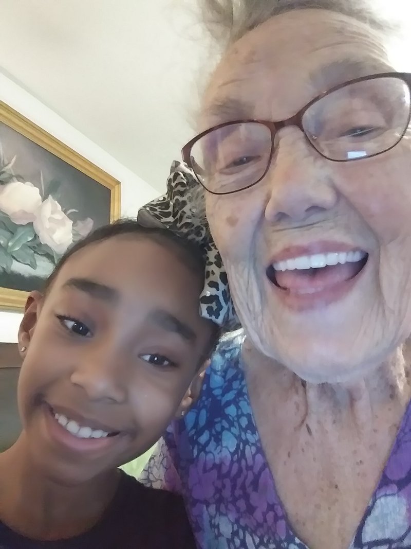 Donna Ruth Holliman - Photo 2