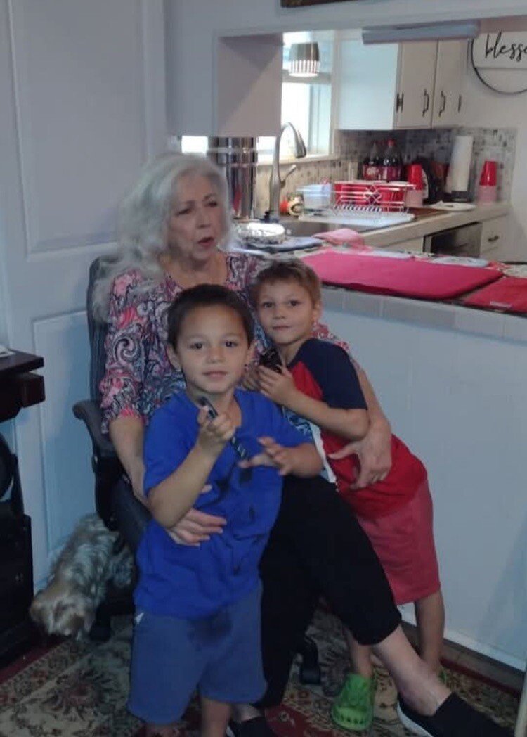 Rebecca Marie Foote - Photo 7