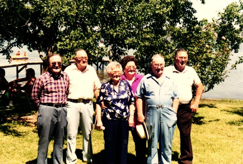 Maudie "Arlean" Hawkes - Photo 5