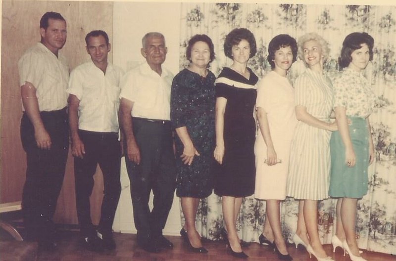 Hilda Roberta Diehl - Photo 11