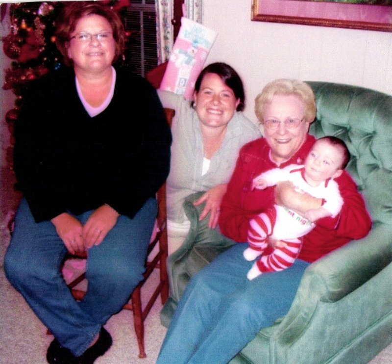 Rena Jean Mills - Photo 4