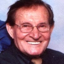 Howard Richard Kern - Photo 2