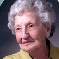 Lyndall Icylene Wainwright - Photo 2