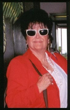 Emma Lee Harris - Photo 5