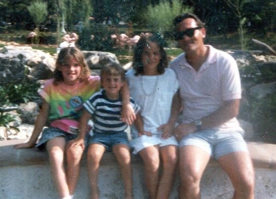 Ronald Glenn Courtney - Photo 11