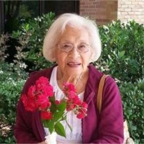 Soledad Valdez - Photo 3