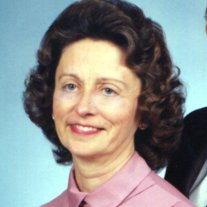 Linda Louise Tomlinson - Photo 2