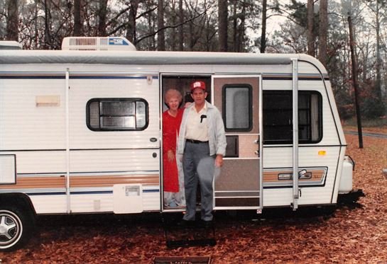 Janie L. Vayon - Photo 2