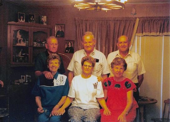 Janie L. Vayon - Photo 3