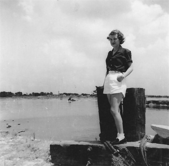 Barbara A. "Bobbye" Schmitt - Photo 4