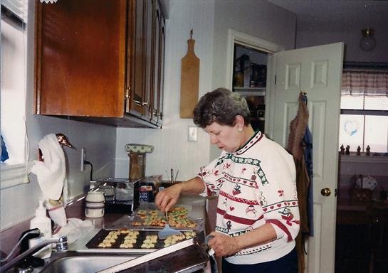 Barbara A. "Bobbye" Schmitt - Photo 5