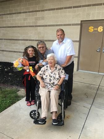 Shirley Jean Salisbury - Photo 4