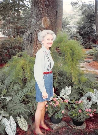 Bobbye Collier Collins - Photo 5