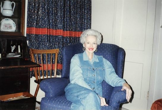 Bobbye Collier Collins - Photo 4